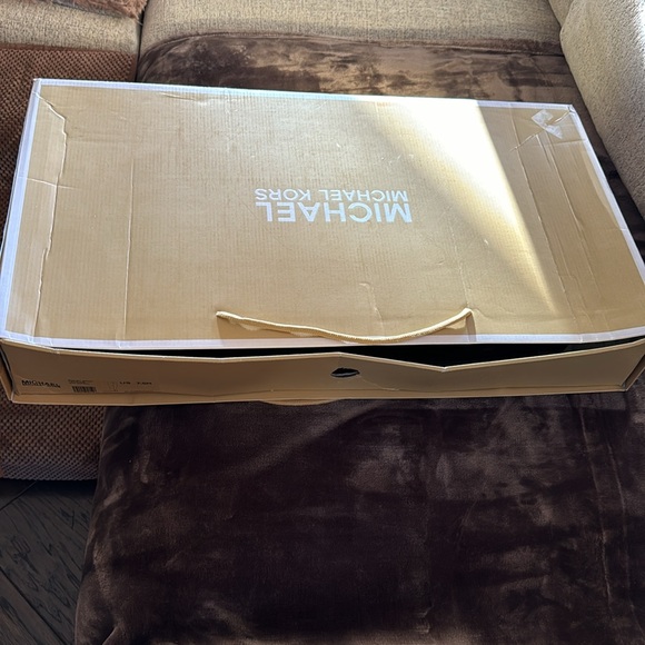 New in box Michael Kors Ridey Leather and logo jaquard Knee boots 🤎 - Picture 6 of 7